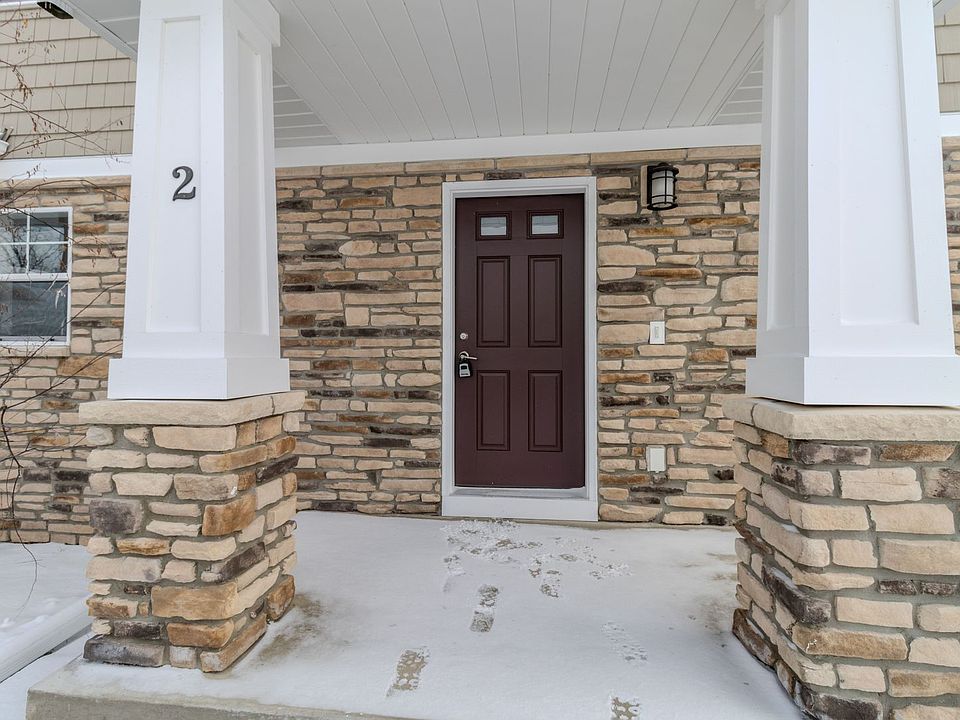 1st image of 1548 Simsbury St #2