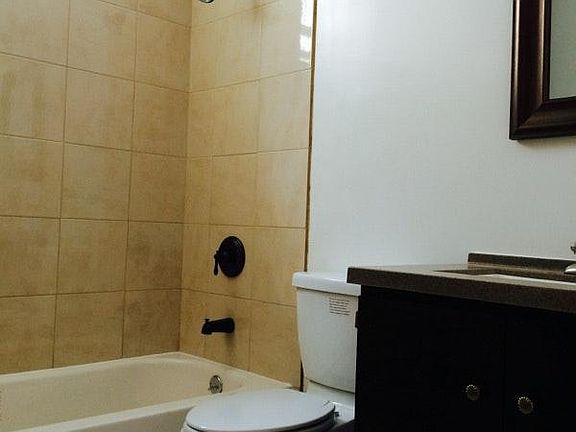 5th image of 4606 S Albany Ave #1