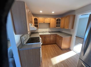 10 Waterville Dr #1, Merrimack, NH 03054