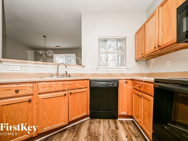 2355 Brianna Dr — Photo 5