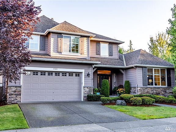 2nd image of 33925 SE Salal St