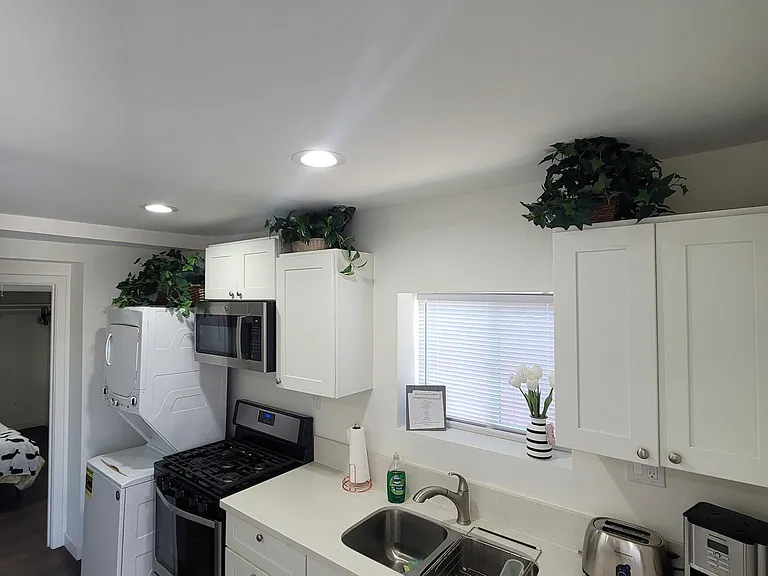 704 E Erna Ave #3 — Photo 16