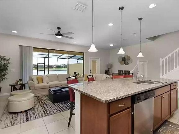 3rd image of 8888 Geneve Ct