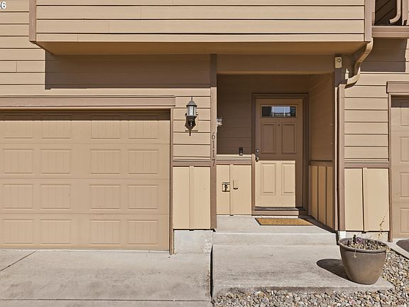 4th image of 6117 NE 70th Ct