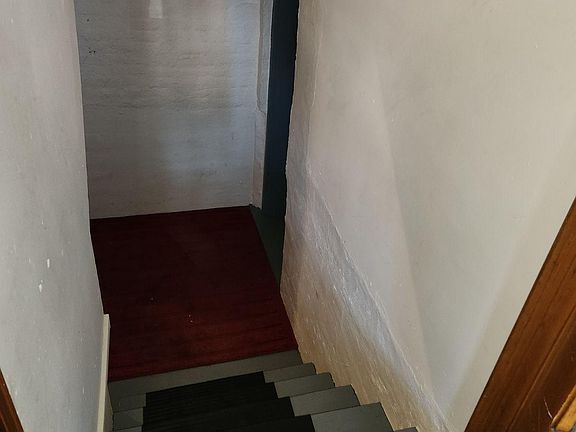 2nd image of 3846 N Richmond St #Basement