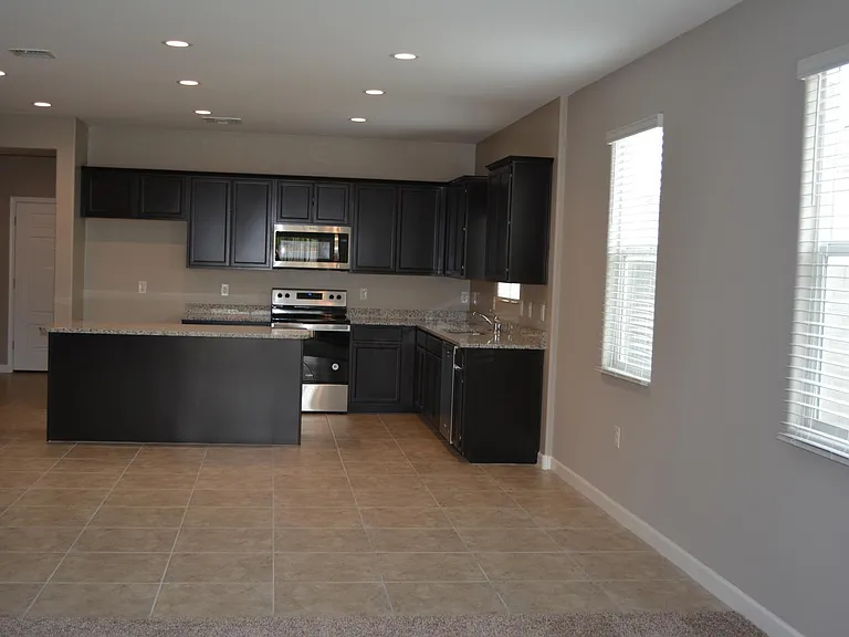 5227 W Alta Mesa Ave — Photo 3