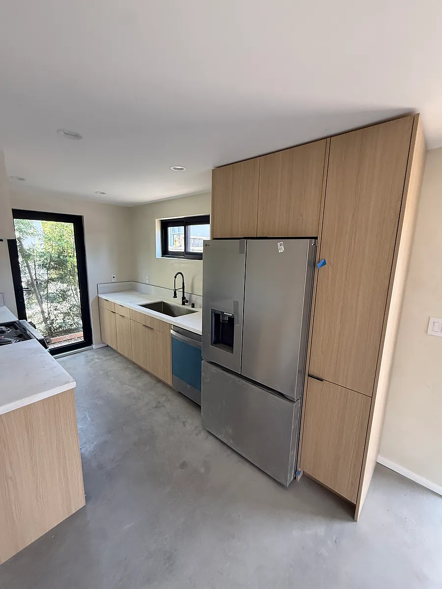 Building Photo - 2111 S Zeno Pl