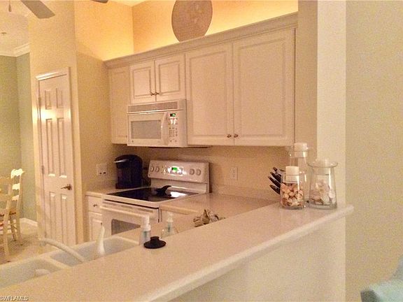 4th image of 3996 Bishopwood Ct E #8-203