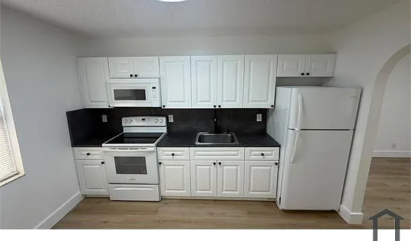 220 NW 12th Ct #1