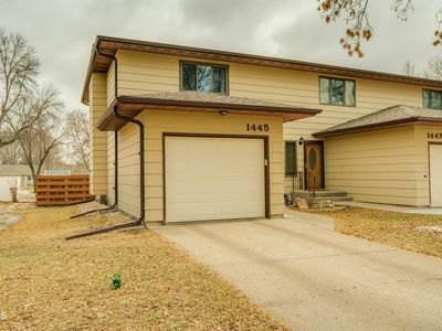1445 Eastwood St, Bismarck, ND, 58504