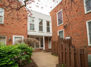 13486 Mason Village Ct, Saint Louis, MO 63131