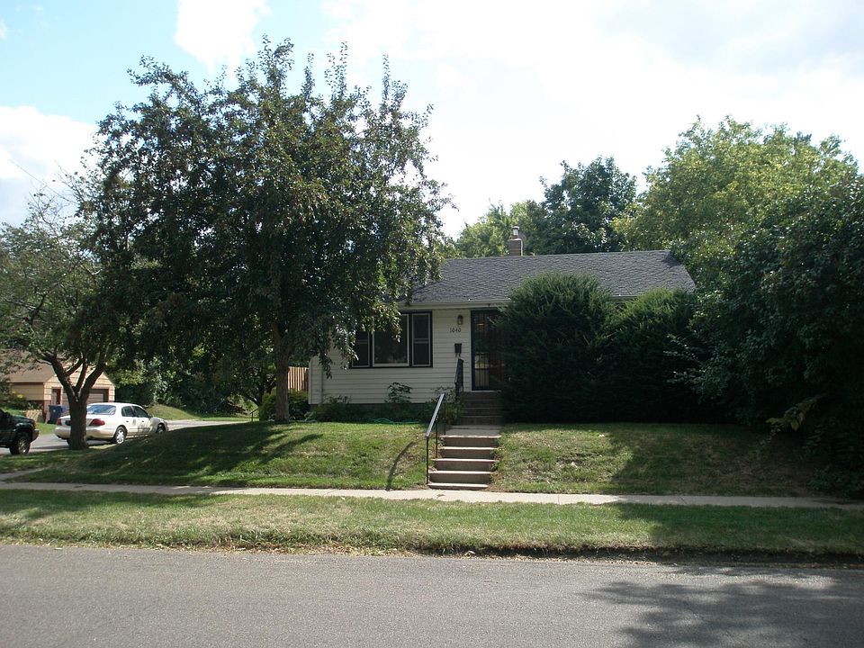 1st image of 1040 Stinson St