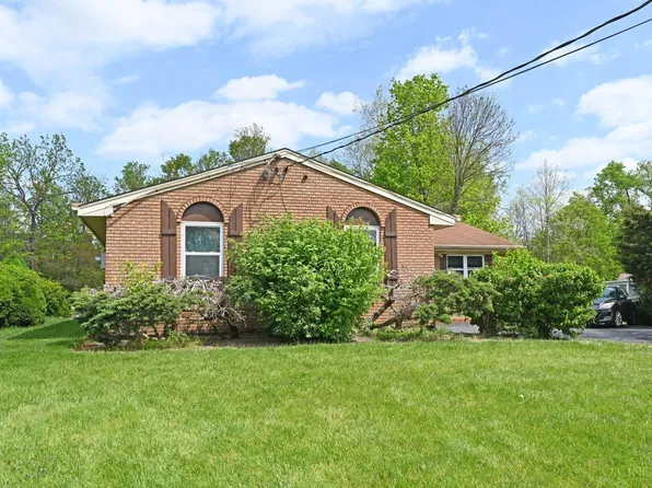 8340 Vicksburg Dr, Cincinnati, OH 45249