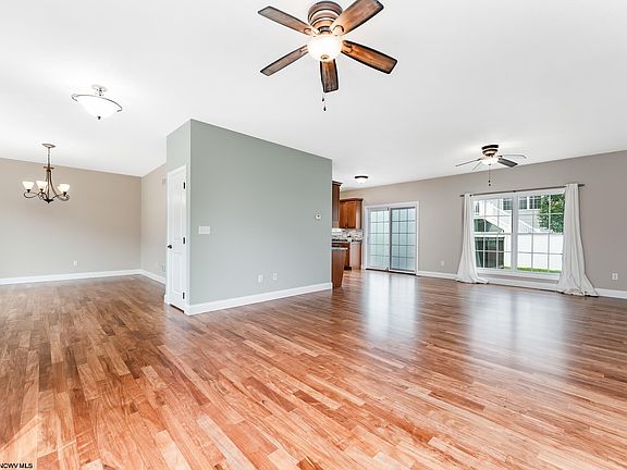 5th image of 1107 Bailey Cir