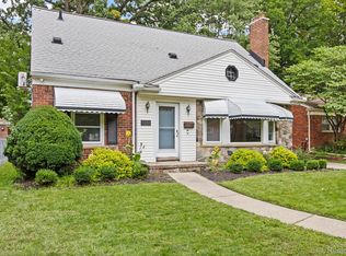 1891 Woodside St, Dearborn, MI 48124