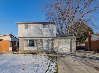 8364 Alton St, Canton, MI 48187