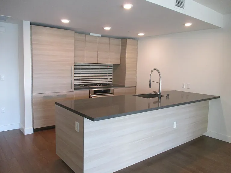 708 Long Bridge St #1308 — Photo 7