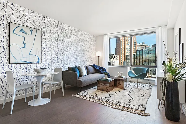 Rented by Greystar | media 5