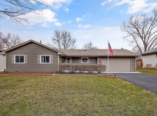 2212 E 115th St, Burnsville, MN 55337