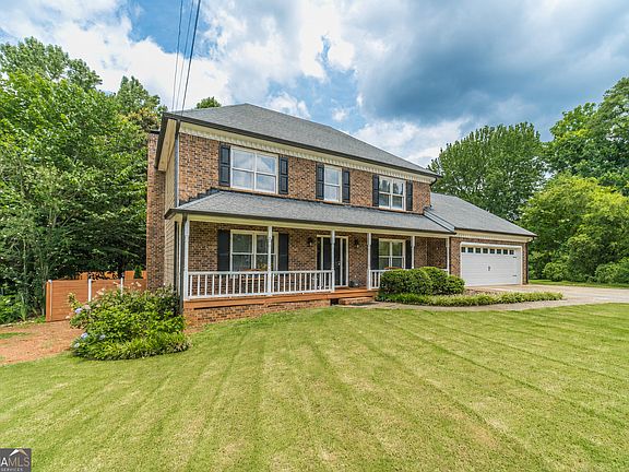 2nd image of 1532 Berkshire Farm Dr