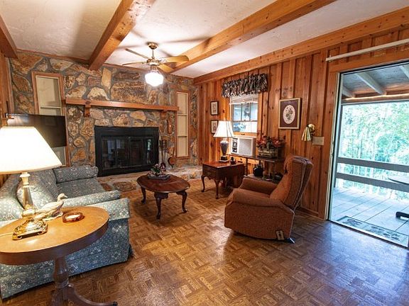 5th image of 5 Tanglewood Cv