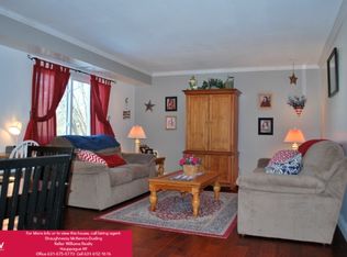 44 Pointe Cir S, Coram, NY 11727