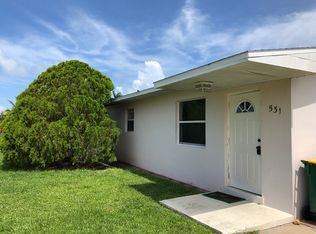 527 99th Ave N, Naples, FL 34108