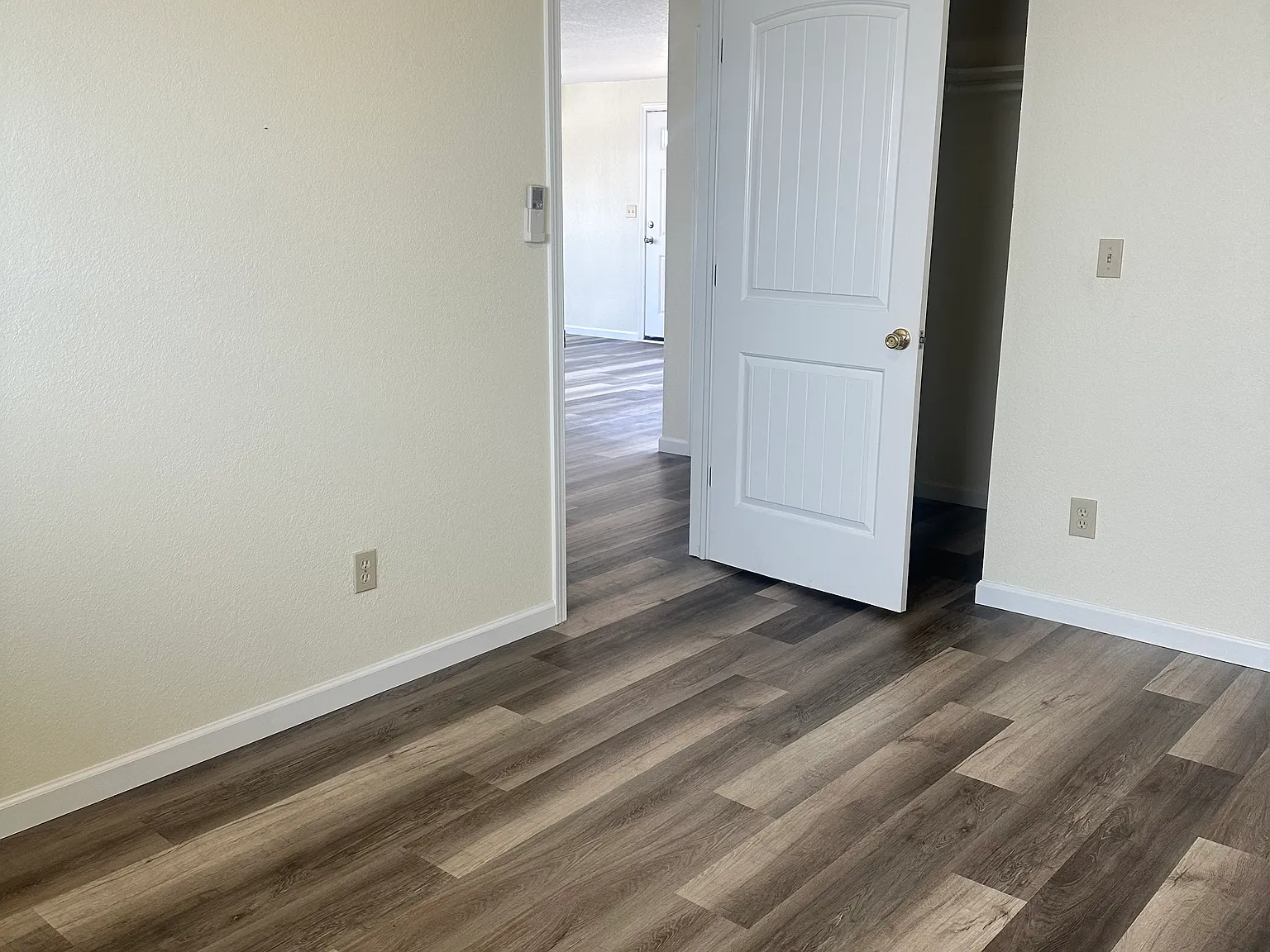 2 bed, 900 sqft, $1,475 — Photo 3