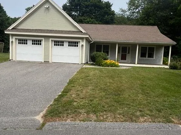 36 Grover Road, Cape Elizabeth, ME 04107