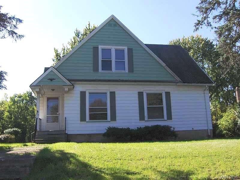 1st image of 23 Booth St