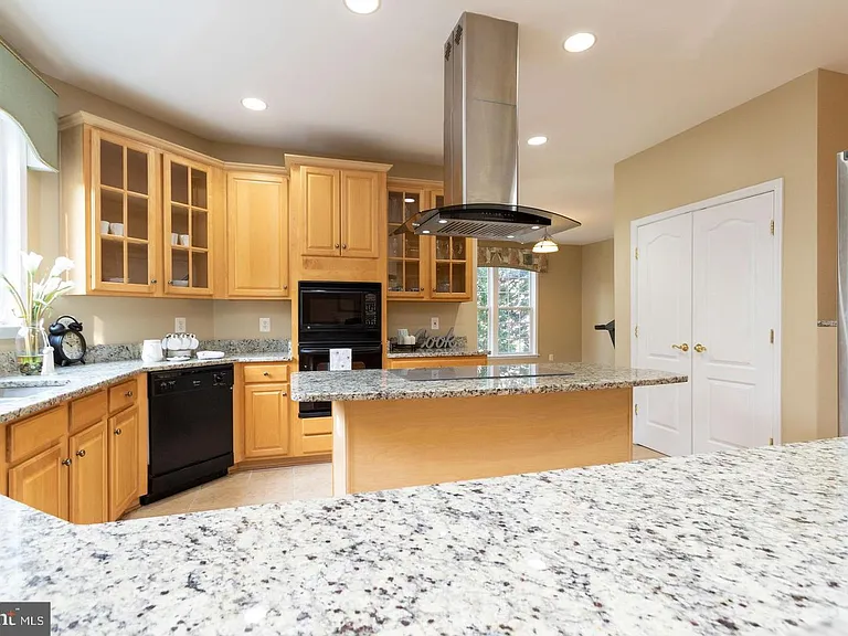 13312 Scotch Run Ct — Photo 21