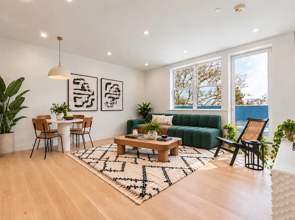 44 Euclid Ave #Penthouse, Brooklyn, NY 11208