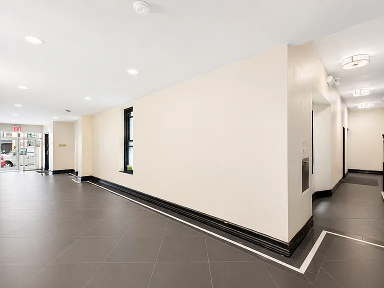 140 E 17th St #6K — Photo 7