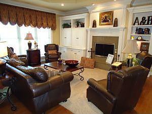 3rd image of 2903 Hilltop Pl