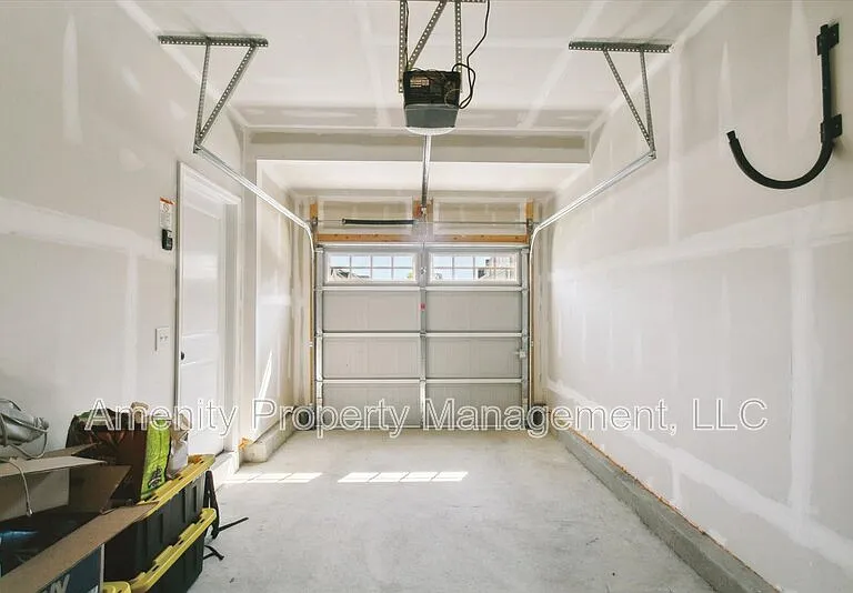 205 Capeside Ct #1 — Photo 23