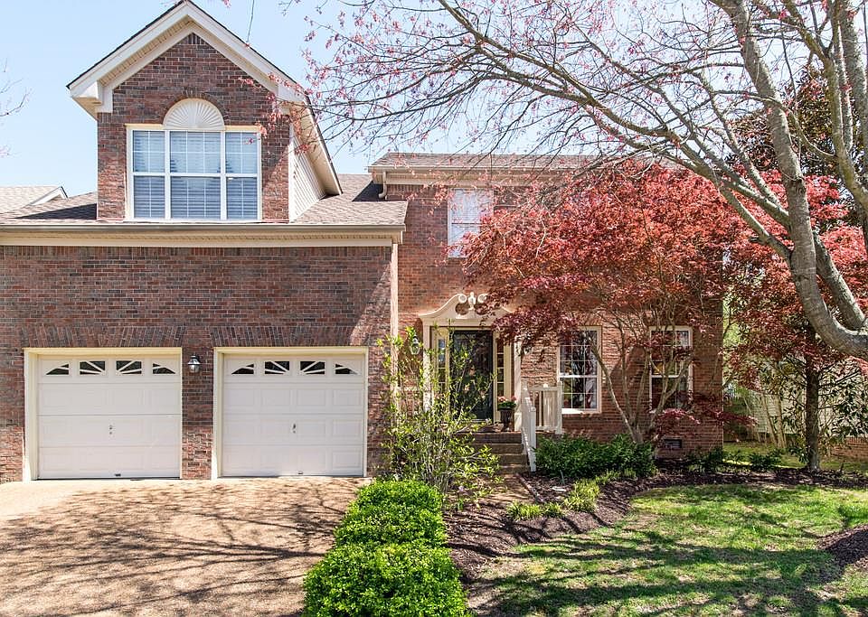 1st image of 445 Essex Park Cir