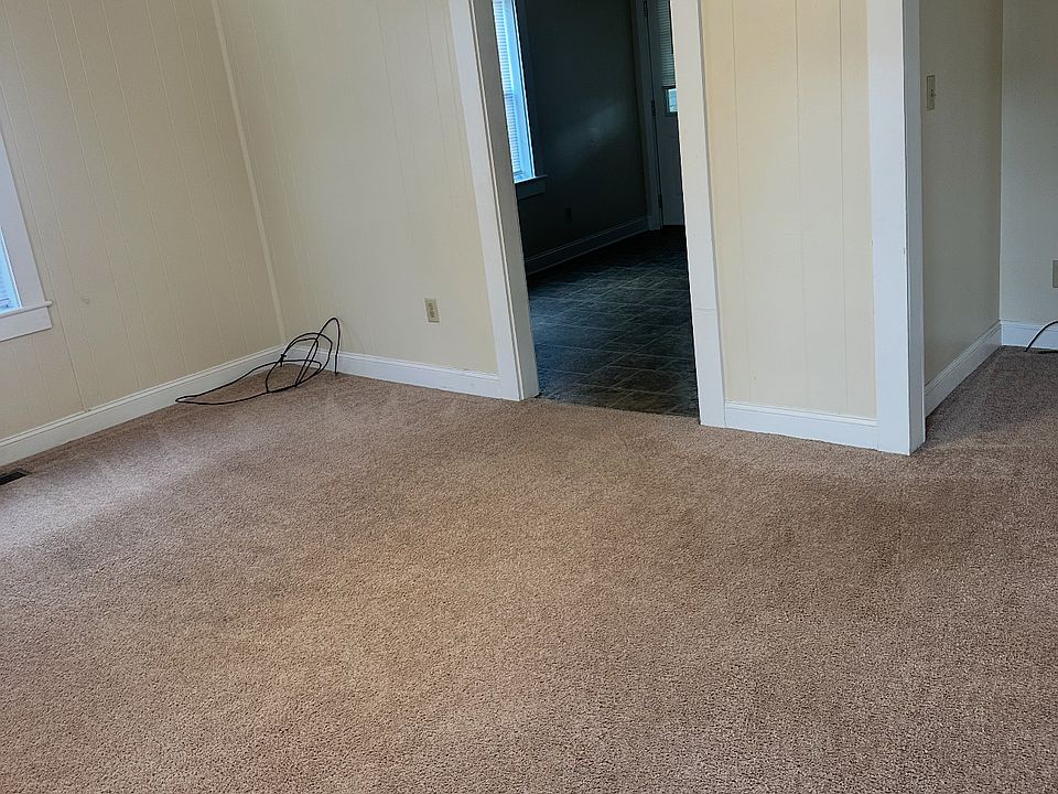 2nd image of 323 W Bingham St