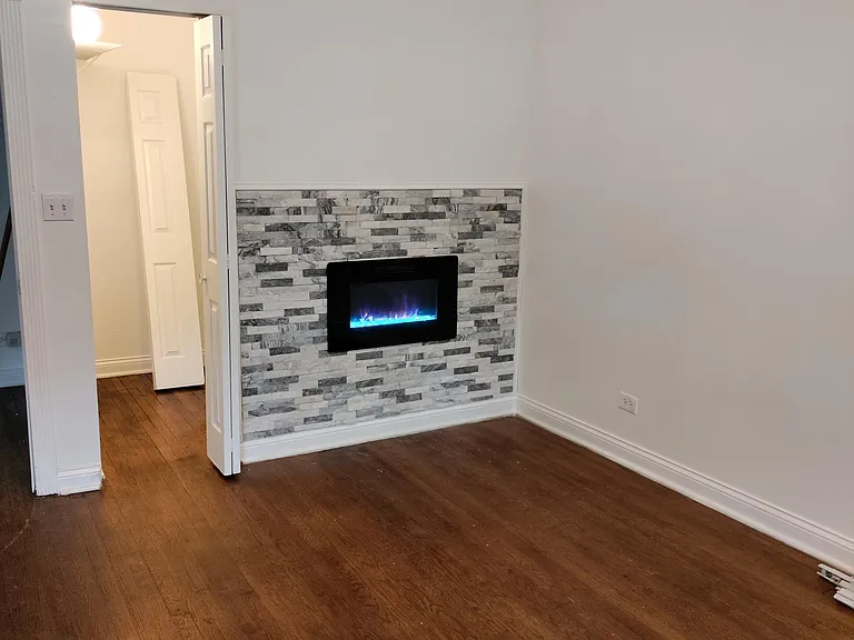 8915 S Exchange Ave #3 — Photo 12