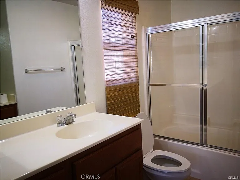 25850 Iris Ave #A — Photo 4