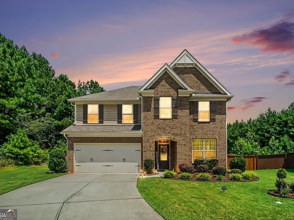 88 Royalty Ln, Hiram, GA 30141