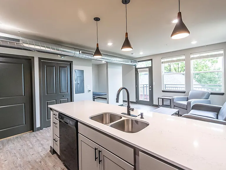 The Bentley Apartments — Photo 69