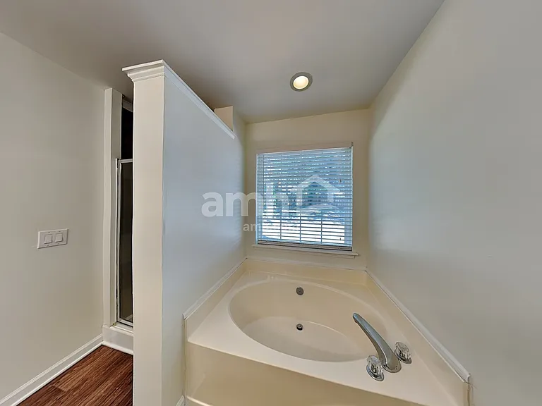 7940 Ebony Rd — Photo 10
