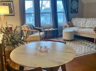 196 N Park Ave #3, Buffalo, NY 14216