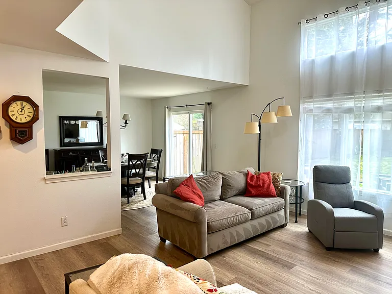 11502 SE 221st Pl — Photo 5