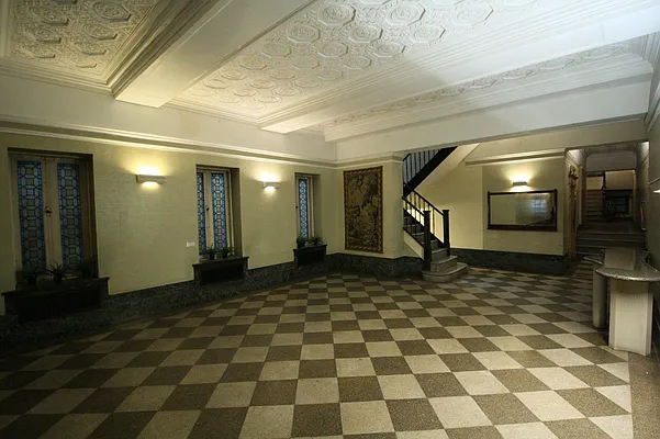 Rented by Wave Real Estate Group | media 16