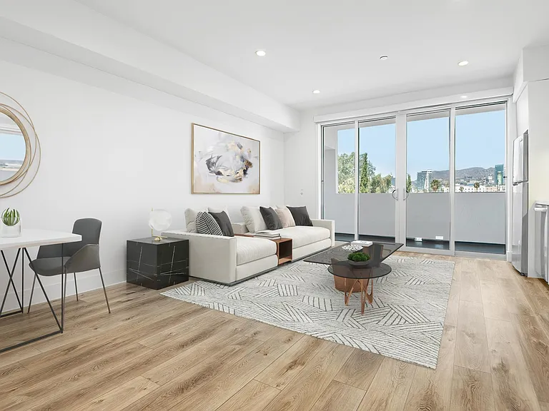 Studio Hollywood Hills View