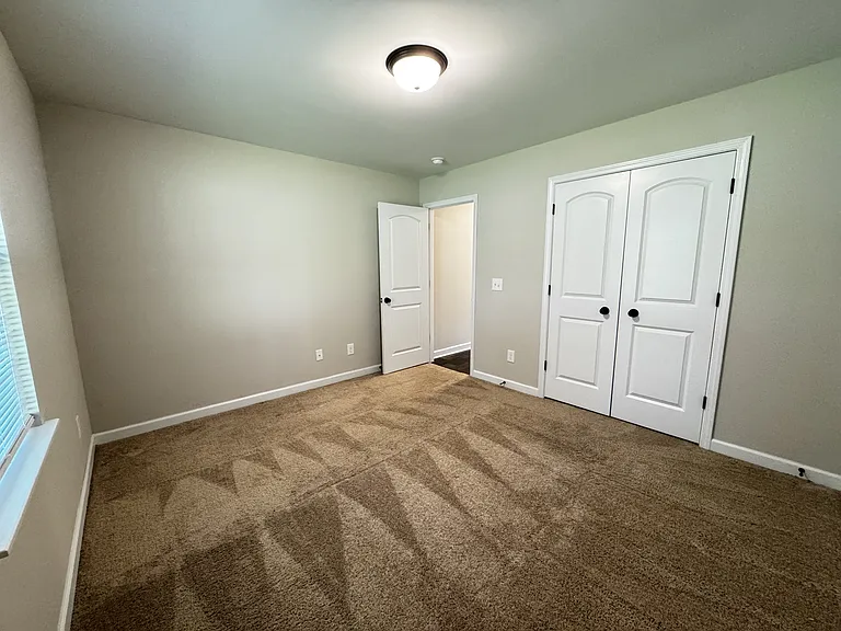 232 Westfield Dr — Photo 10