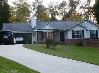 3902 Waldon Ct, High Point, NC 27265