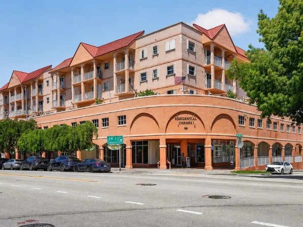199 SW 12th Ave APT 415B, Miami, FL 33130