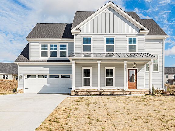 3rd image of 2981 Rosewood Drive